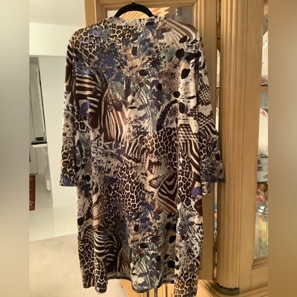 Mixed Animal Print Long Sleeve 2XP Dress - Picture 2 of 5